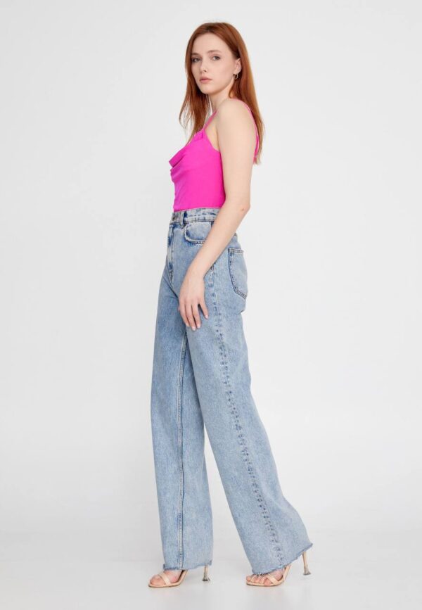 Sleeveless Solid Bodysuit Blouse - Image 11
